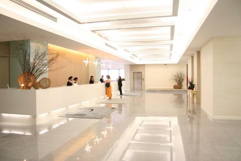 Hotel Baiyoke Suite