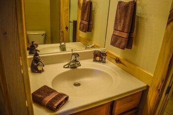 The Lodge At Duck Creek