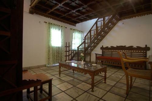 Hotel Ambadi