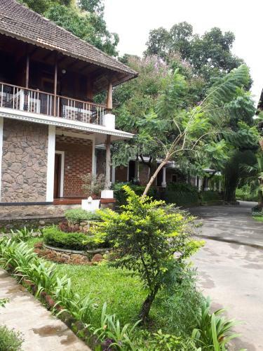 Hotel Ambadi