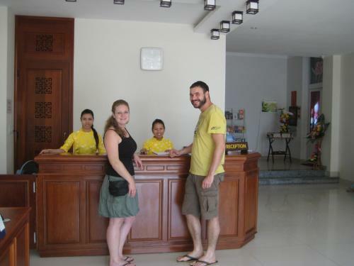 Sunshine Hotel