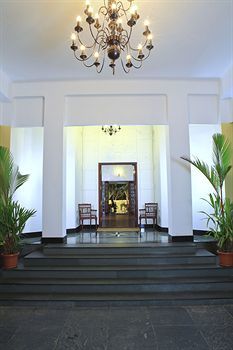 Poovath Heritage Hotel