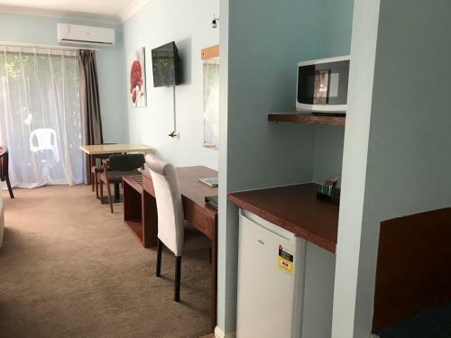 Springwood Motor Inn