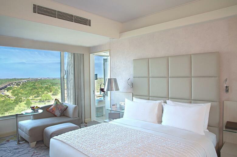 Hotel Pullman Gurgaon Central Park