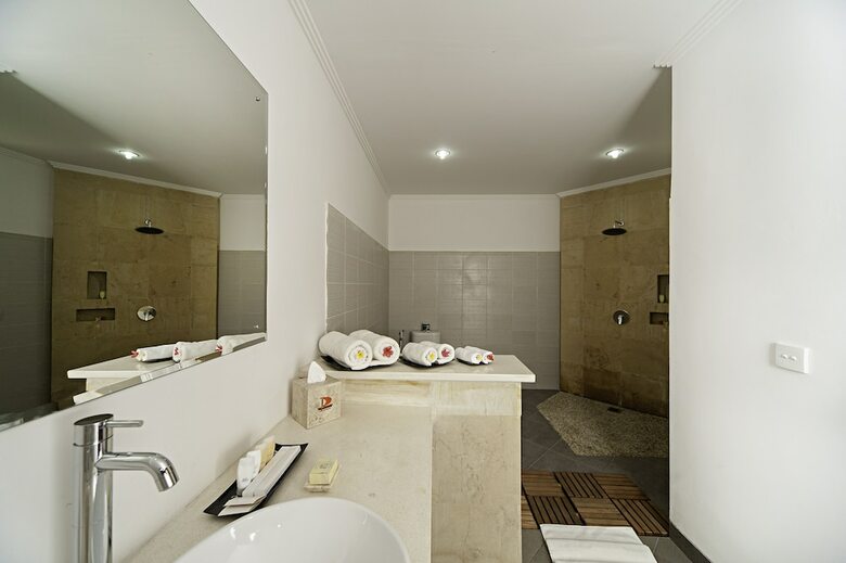 Hotel Discovery Candidasa Cottages And Villas