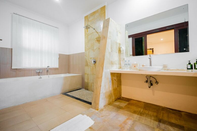 Hotel Discovery Candidasa Cottages And Villas