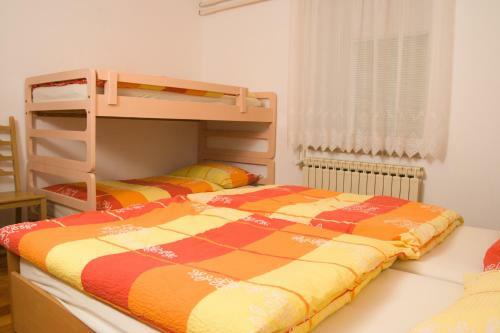 Apartments Mrakic