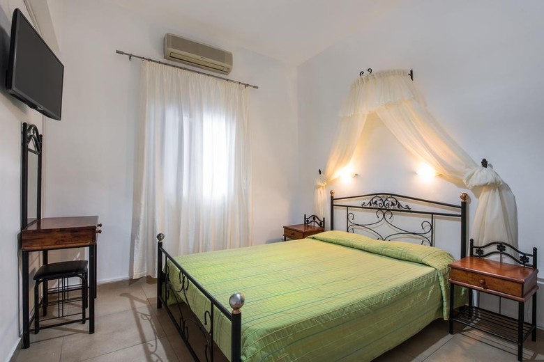 Hotel Leta