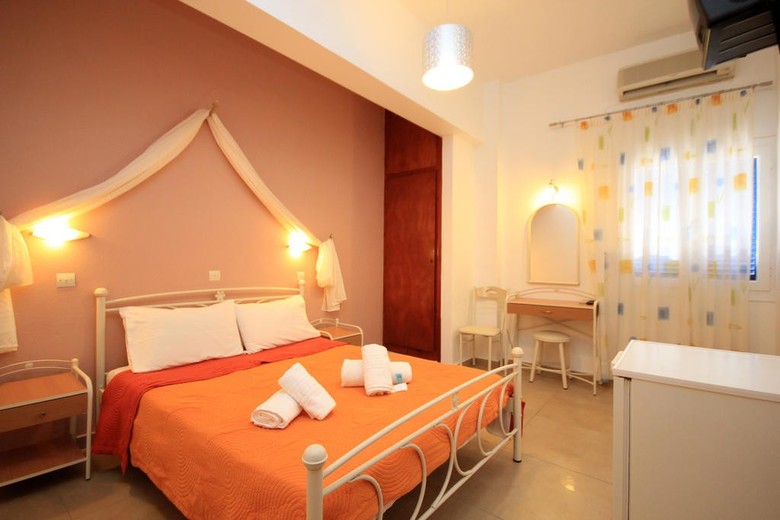 Hotel Leta