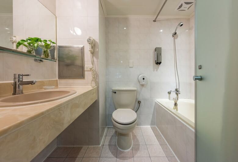 Forward Suites Hotel