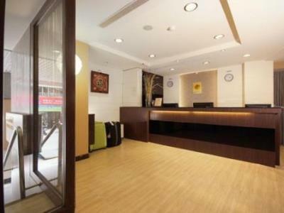 New World Hotel