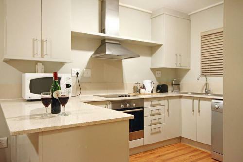 Lagoon Beach Apartment