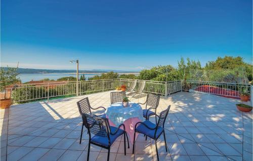 Holiday Home Omladinska K-557