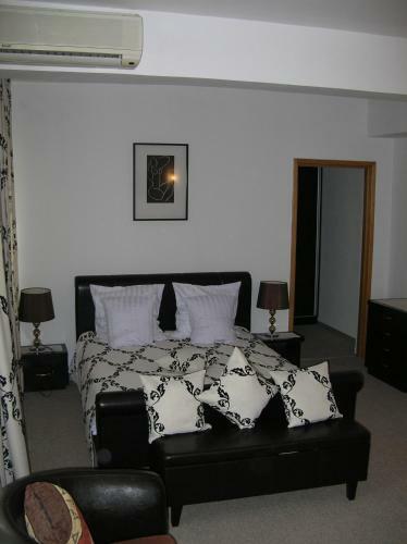 Federa?ia Rom�n? De Scrim? - Hotel Floreta De Aur