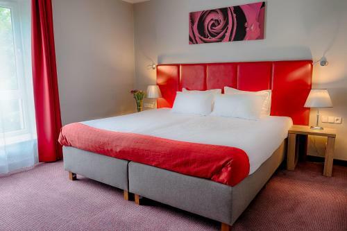 Hotel Focus Katowice Chorz�w