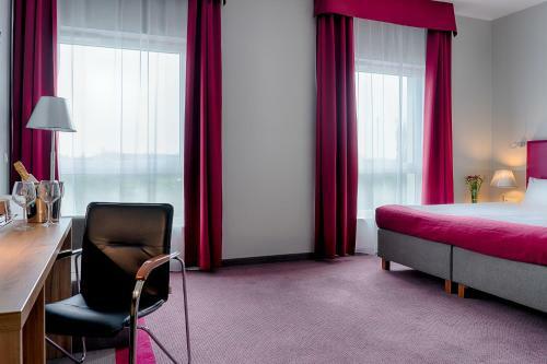 Hotel Focus Katowice Chorz�w