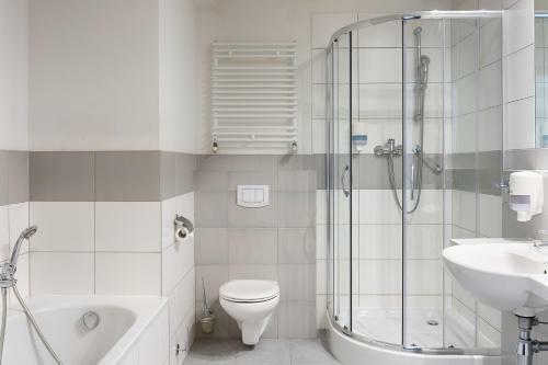 Hotel Focus Katowice Chorz�w