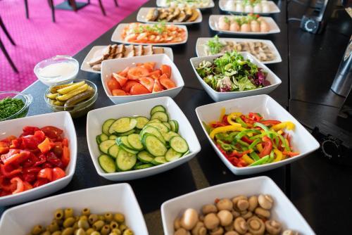 Hotel Focus Katowice Chorz�w