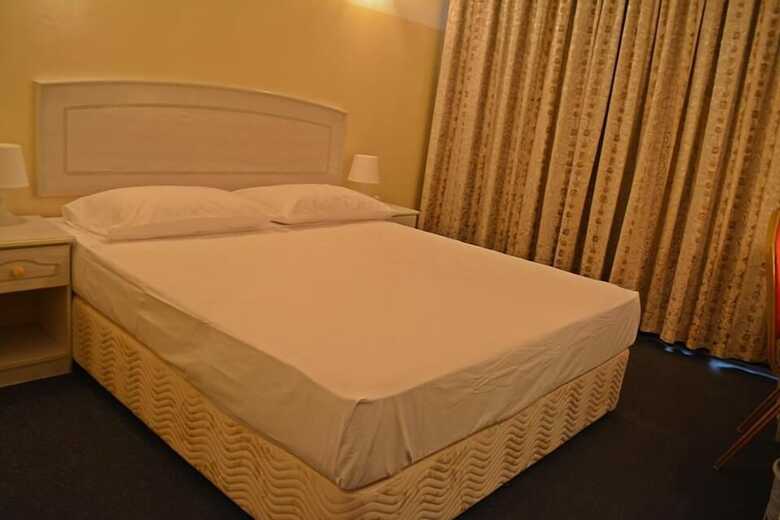 Queens Hotel