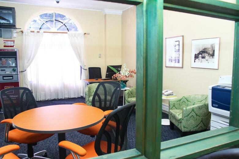 Hotel Knutsford Court
