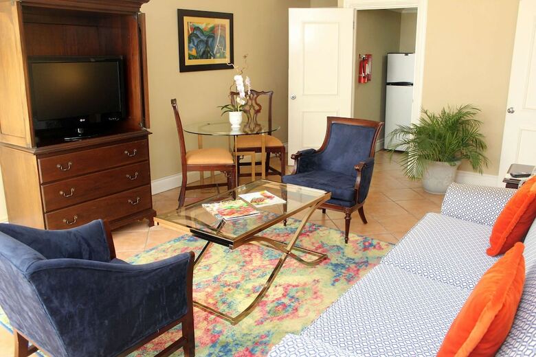 The Courtleigh Hotel