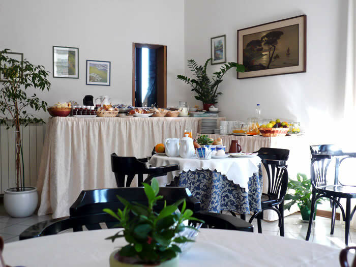 Lilium Hotel