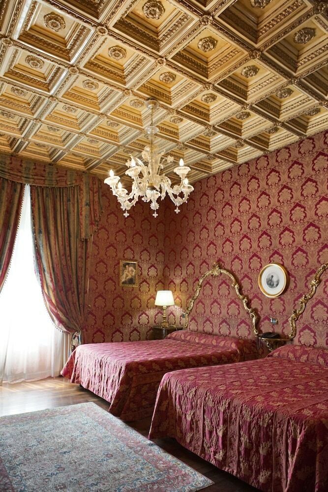 Turner Hotel