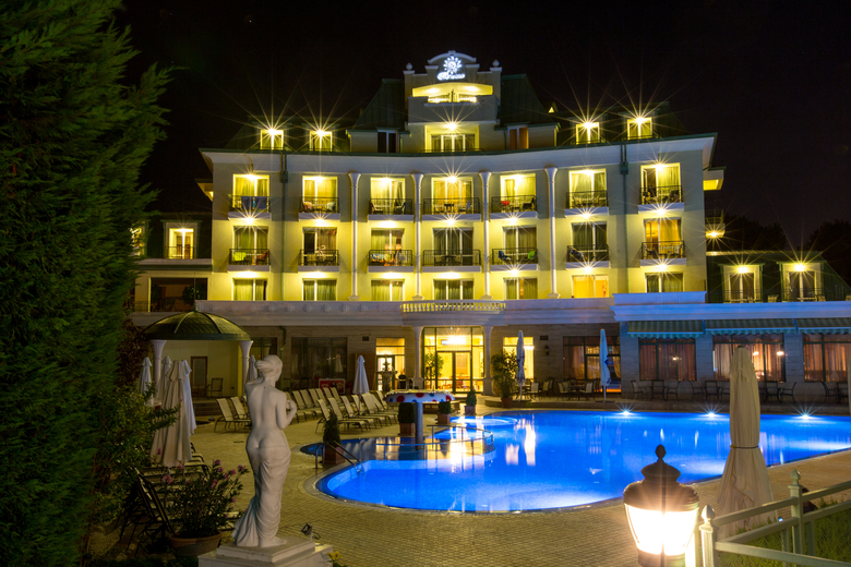 Hotel Romance