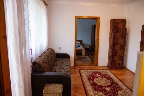 Hostal Pensiunea Covaciu