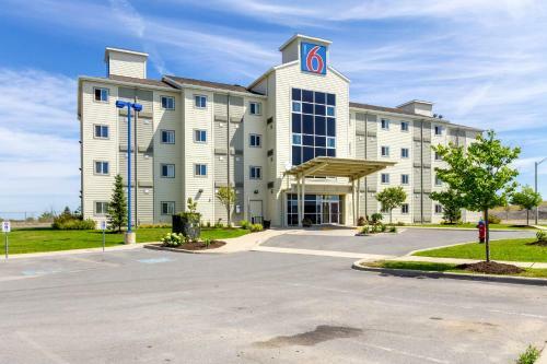Motel 6 Kingston Ontario