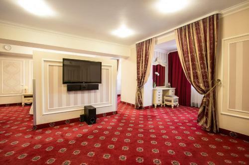 Bukovyna Hotel