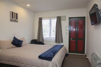 Champers Motor Lodge