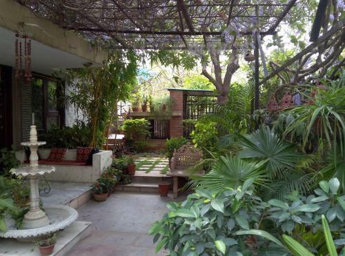 Hostal Magpie Villa
