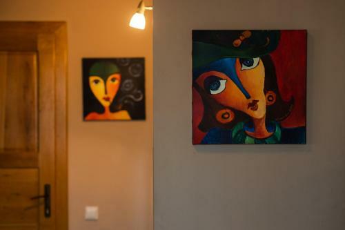 Hostal Pension Gallery