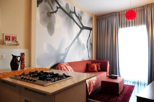 King George Apartments