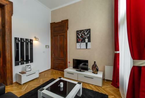 Select City Center Apartments