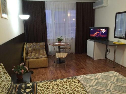 Yuzhniy Hotel