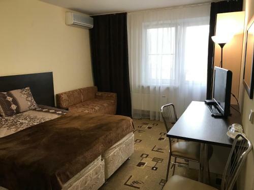 Yuzhniy Hotel