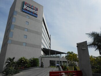 Hotel Noorya Hometel