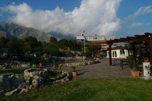 Hostal Pensione Campese