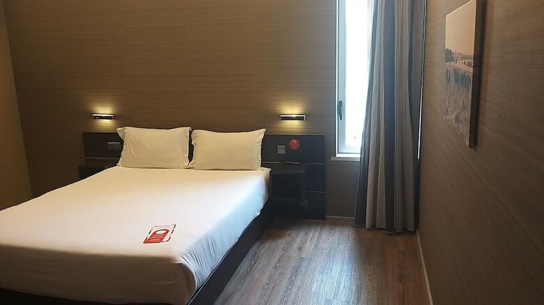 Moov Hotel �vora