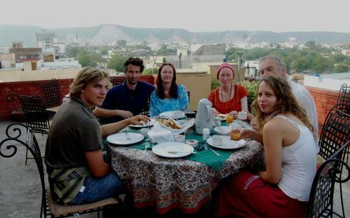 Hostal Sneh Deep Guest House