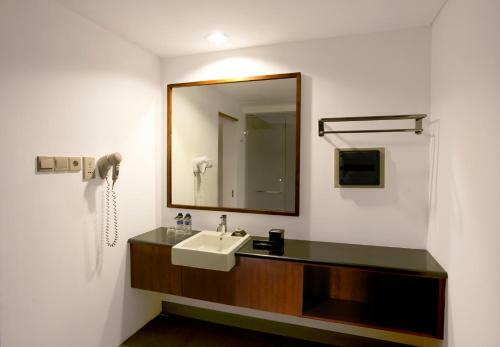 Hotel Neo+ Green Savana Sentul City