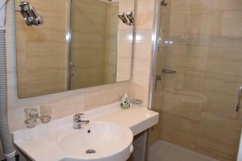 Hostal Montemarco