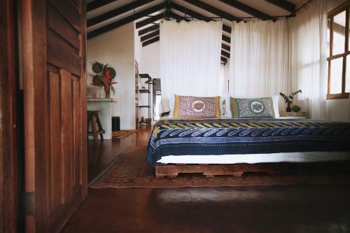 Bed & Breakfast Encantada Ocean Cottages