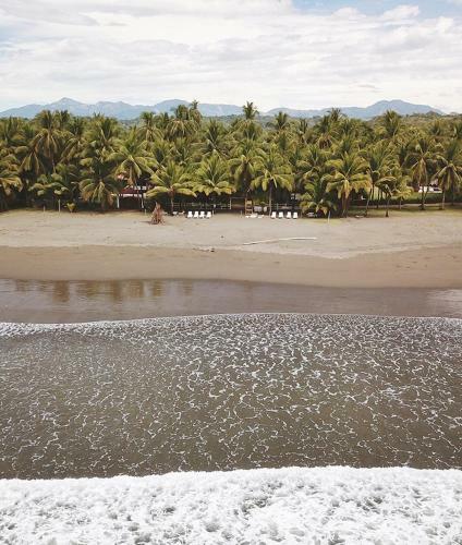 Bed & Breakfast Encantada Ocean Cottages
