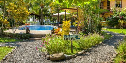 Bed & Breakfast Encantada Ocean Cottages