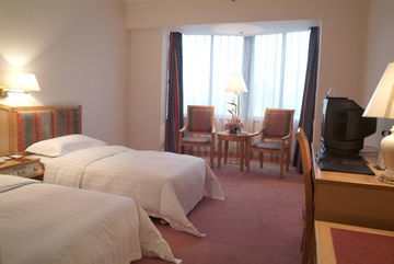 Rosedale Hotel And Suites