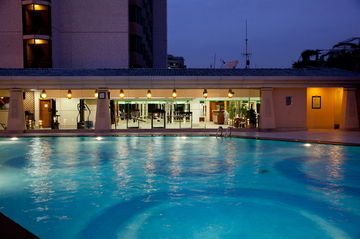 Rosedale Hotel And Suites