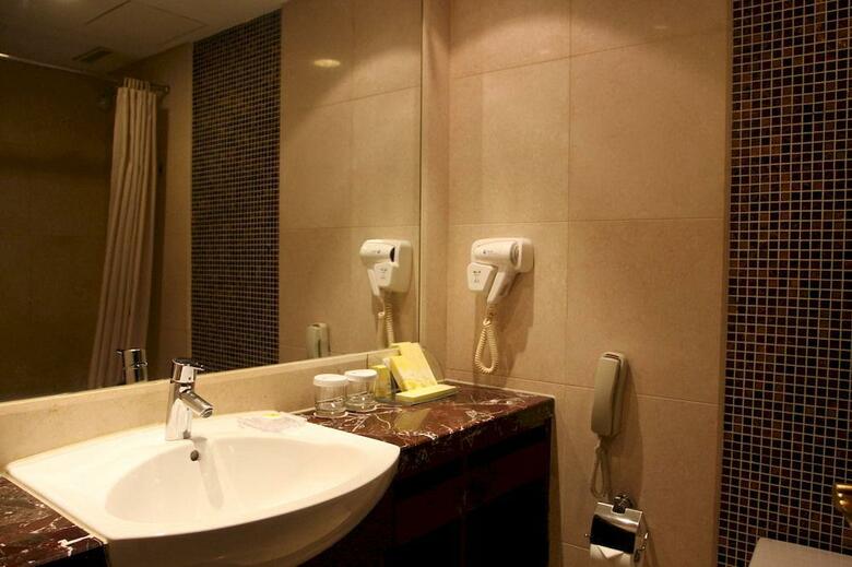 Hotel Equatorial Shanghai
